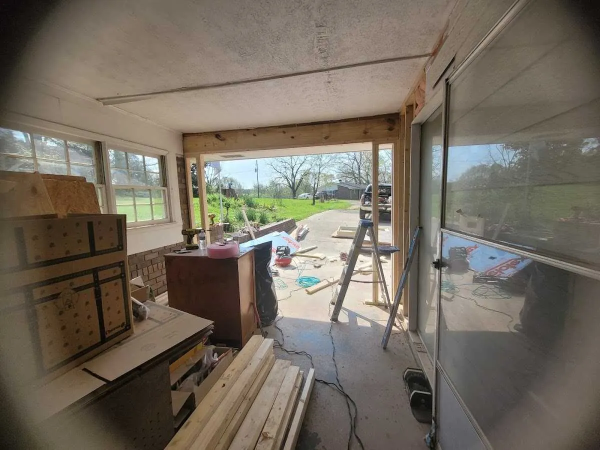 Air movers and dehumidifier for Drying & Dehumidification in Somerton